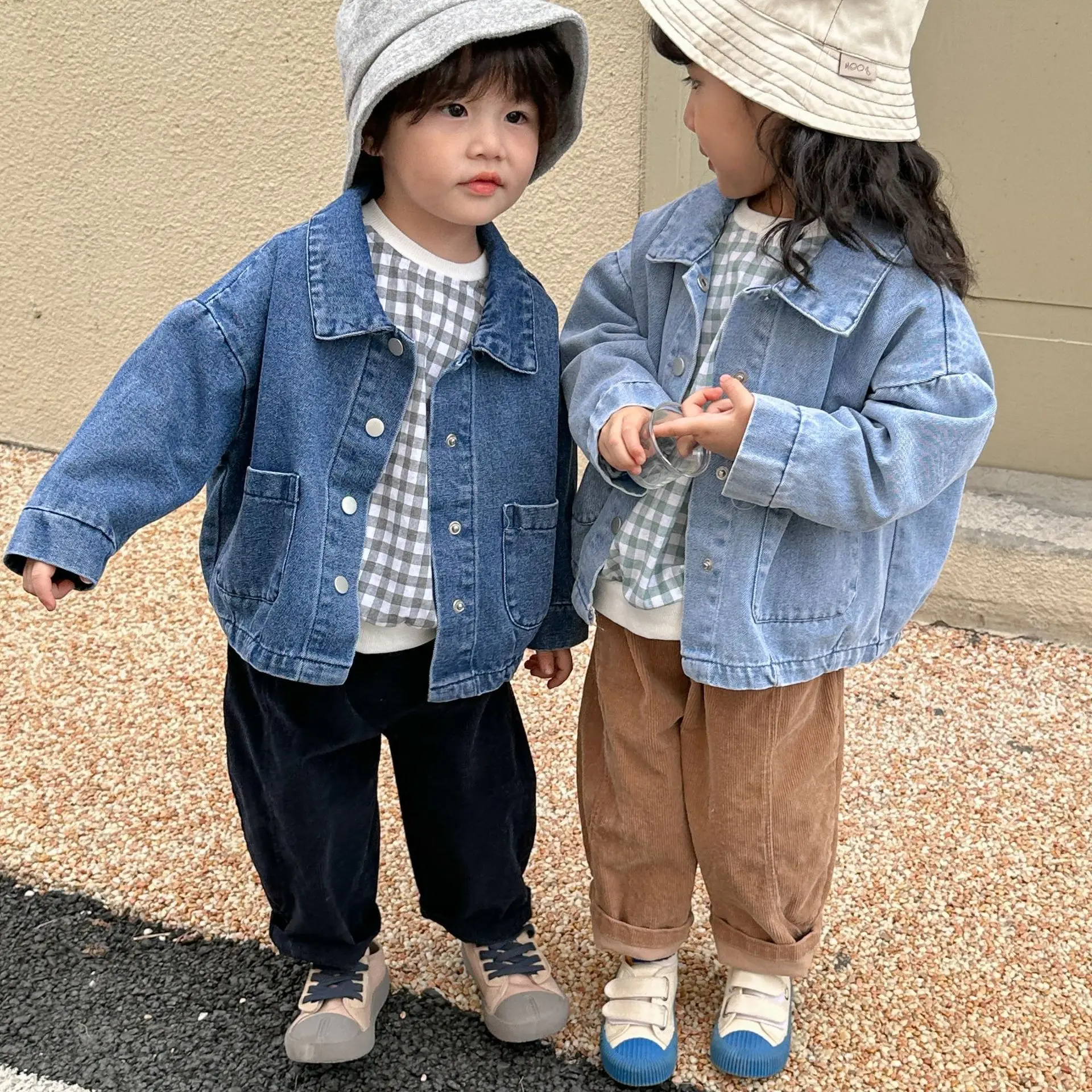 2023 New Simple Fashion Children's Denim Jacket Spring Boy's Denim Coat Casual Girl's Coat 1-10Year Kid's Jacket Outerwear
2023 New Simple Fashion Children's Denim Jacket Spring Boy's Denim Coat Casual Girl's Coat 1-10Year Kid's Jacket Outerwear