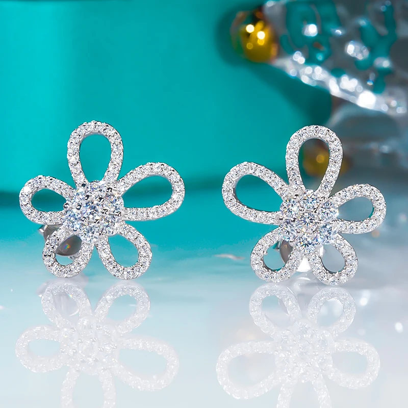 QINHUAN 100% 925 Sterling Silver Flower Zircon Earring Romantic for Women Wedding Engagement Proposal Accessories Jewelry
QINHUAN 100% 925 Sterling Silver Flower Zircon Earring Romantic for Women Wedding Engagement Proposal Accessories Jewelry