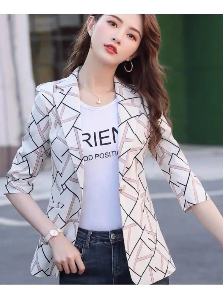 2022 Spring And Summer Korean Plaid Suit Coat Slim Blazers Geometric Office Lady Notched Formal Clothes
2022 Spring And Summer Korean Plaid Suit Coat Slim Blazers Geometric Office Lady Notched Formal Clothes