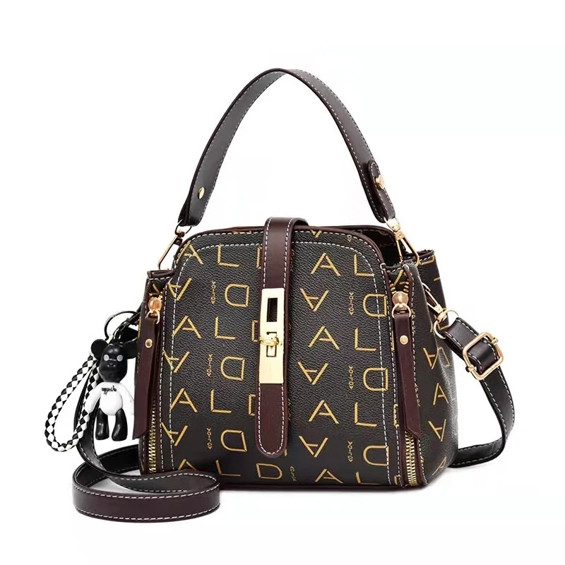 Female bag fashion one-shoulder trend messenger portable leisure bag manufacturer one dropshipping
Female bag fashion one-shoulder trend messenger portable leisure bag manufacturer one dropshipping