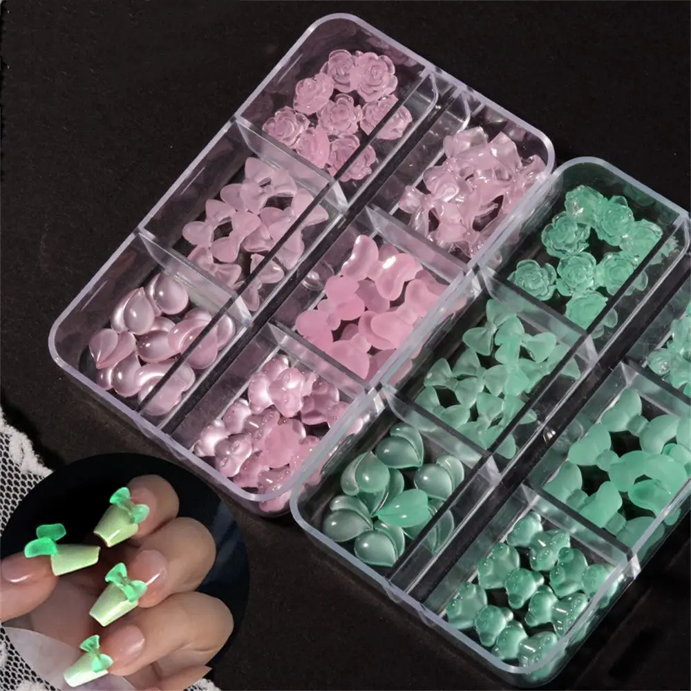 6 Grid 3D Charms Resin Crystal Bear Nail Jewelry Nail Art Decoration Nail Art Rhinestone Luminous
6 Grid 3D Charms Resin Crystal Bear Nail Jewelry Nail Art Decoration Nail Art Rhinestone Luminous