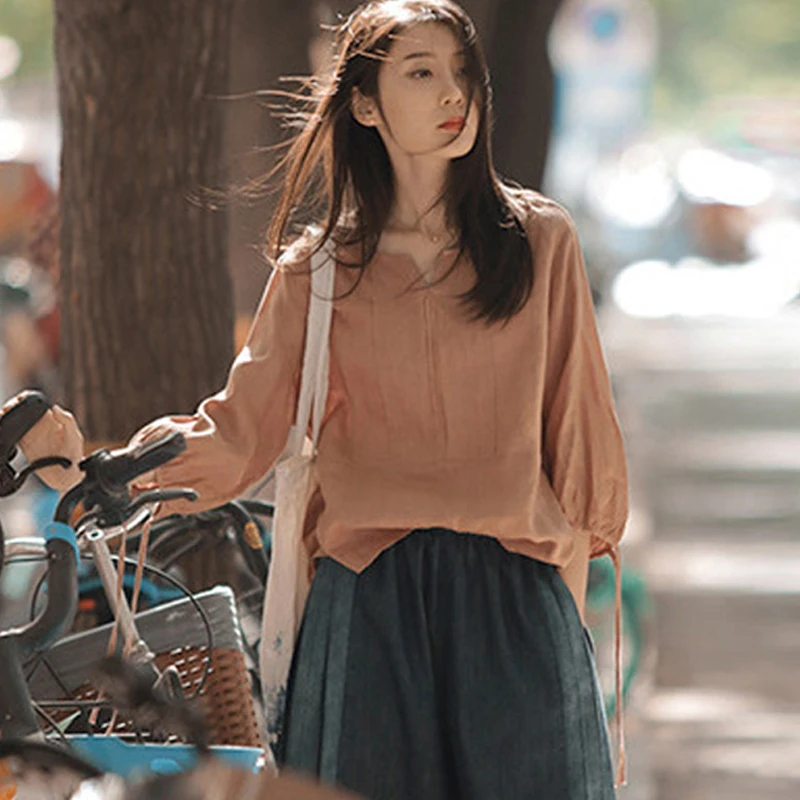 Johnature New V-neck Three Quarter Sleeve Linen Women All Match Shirts 2022 Summer Casual Solid Color Loose Bandage Blouses
Johnature New V-neck Three Quarter Sleeve Linen Women All Match Shirts 2022 Summer Casual Solid Color Loose Bandage Blouses