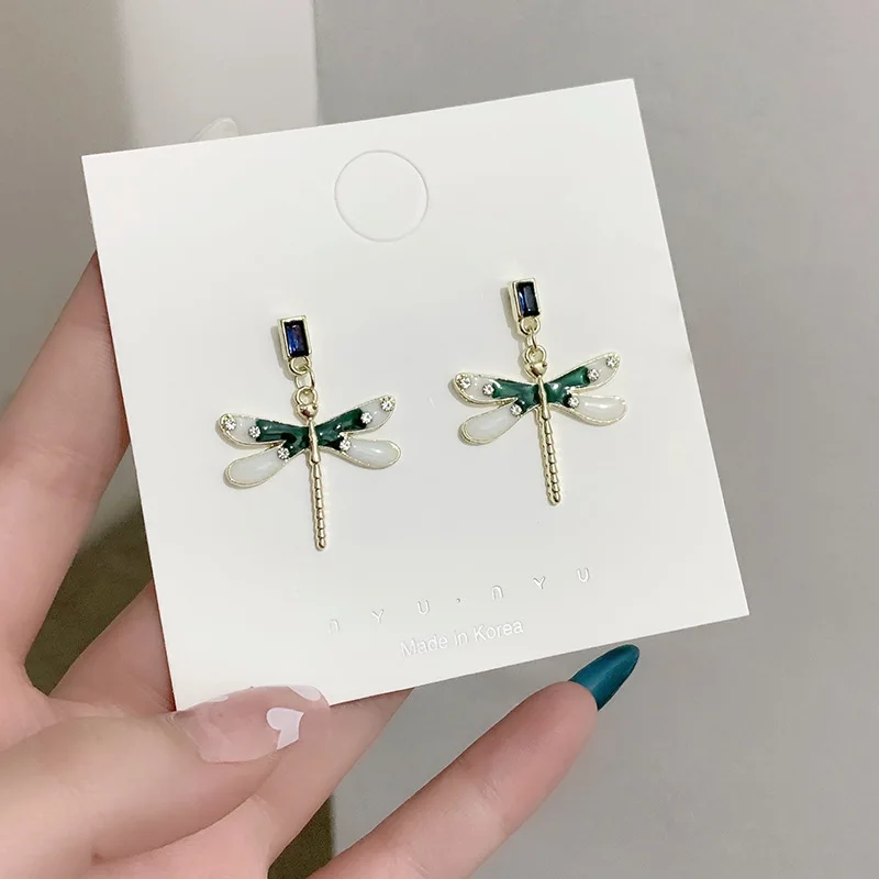 KOUDOUN New Zircon Earrings Charm Dragonfly Water Drop Earrings Insect Animal Charm Women Fashion Jewelry Gift 2022
KOUDOUN New Zircon Earrings Charm Dragonfly Water Drop Earrings Insect Animal Charm Women Fashion Jewelry Gift 2022