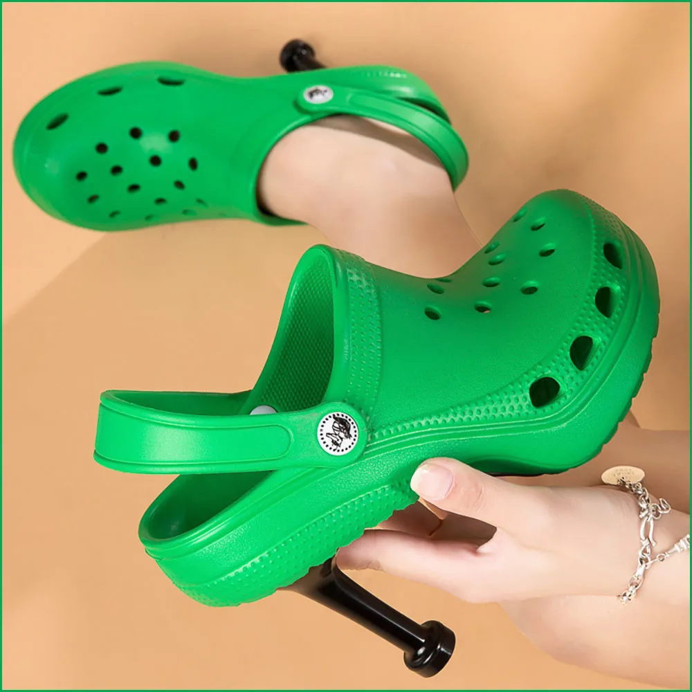 New Fashion Summer Sandals Women Thick Soles High Heels Quick Dry Wedges Platform Garden Shoes Ladies Outdoor Sexy Hole Slippers
New Fashion Summer Sandals Women Thick Soles High Heels Quick Dry Wedges Platform Garden Shoes Ladies Outdoor Sexy Hole Slippers