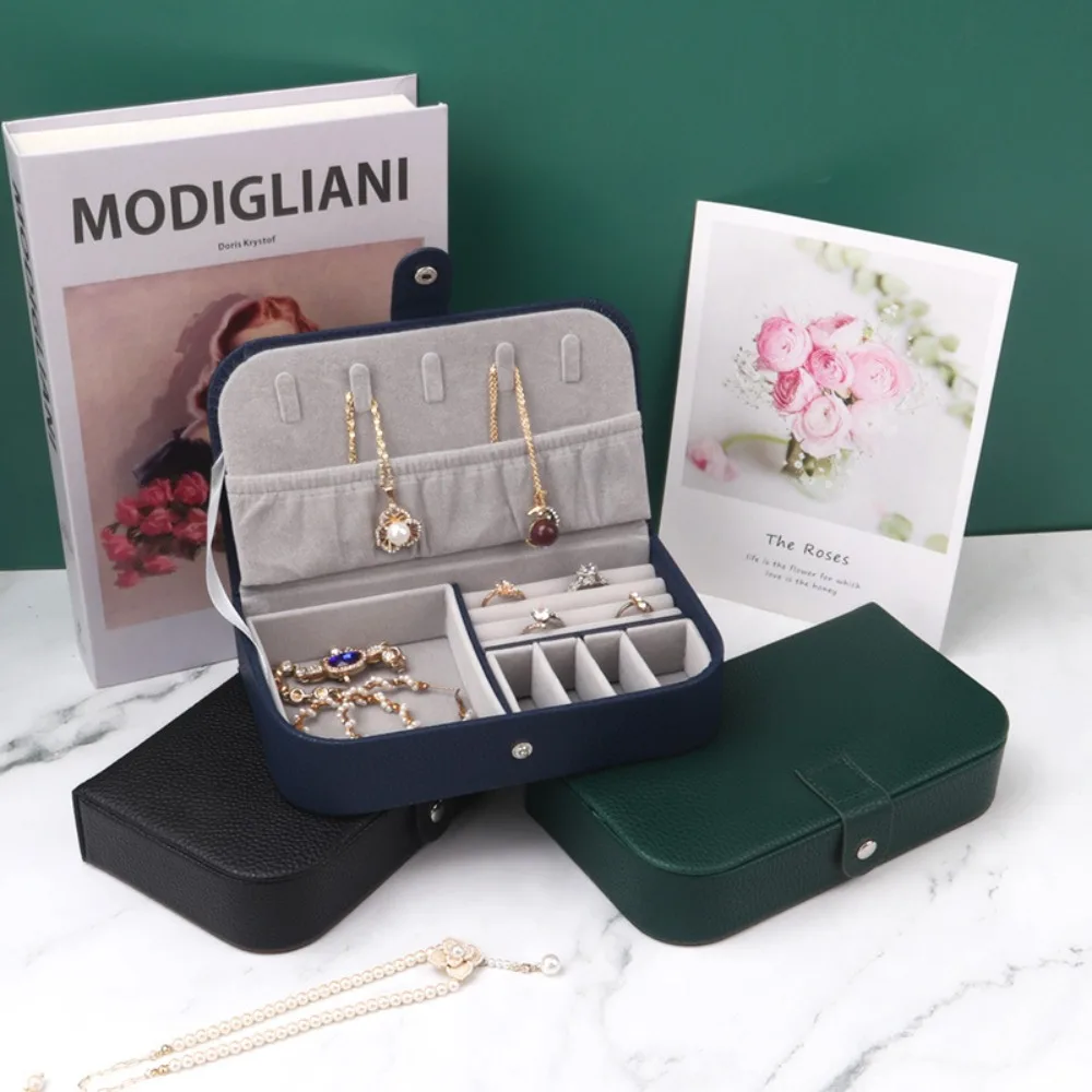 Button Jewelry Box Large Capacity Jewelry Case 2023 Display Box for Earrings Necklace Ring
Button Jewelry Box Large Capacity Jewelry Case 2023 Display Box for Earrings Necklace Ring