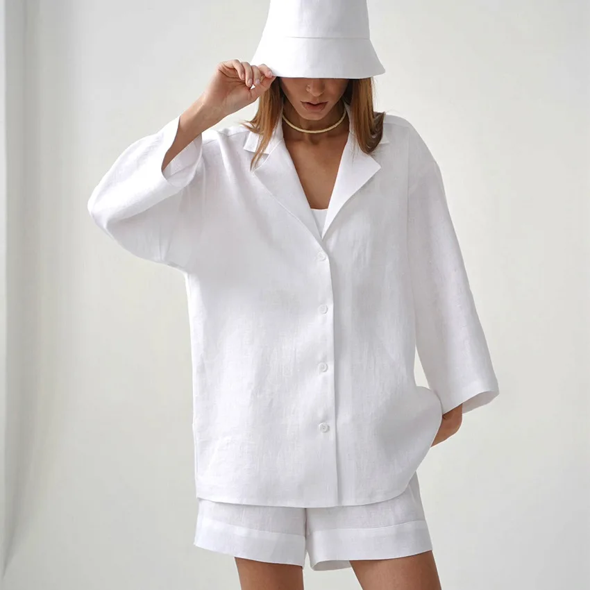 2023 New Summer Cotton Linen Shorts Sets Women Turn-down Collar Top Elastic Waist Wide Shorts Suits Casual Holiday Two Piece Set
2023 New Summer Cotton Linen Shorts Sets Women Turn-down Collar Top Elastic Waist Wide Shorts Suits Casual Holiday Two Piece Set