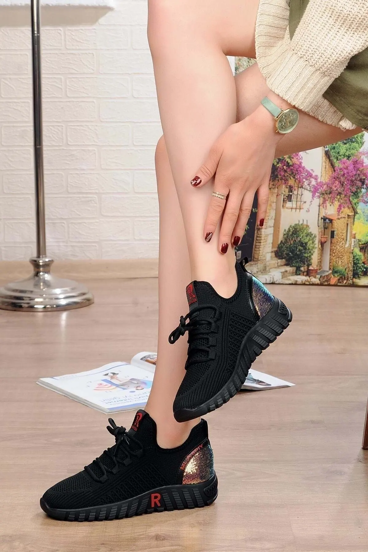 Women's Sneakers Casual Fashion Comfortable Platform Female Vulcanized Shoes High-Top Sneakers
Women's Sneakers Casual Fashion Comfortable Platform Female Vulcanized Shoes High-Top Sneakers