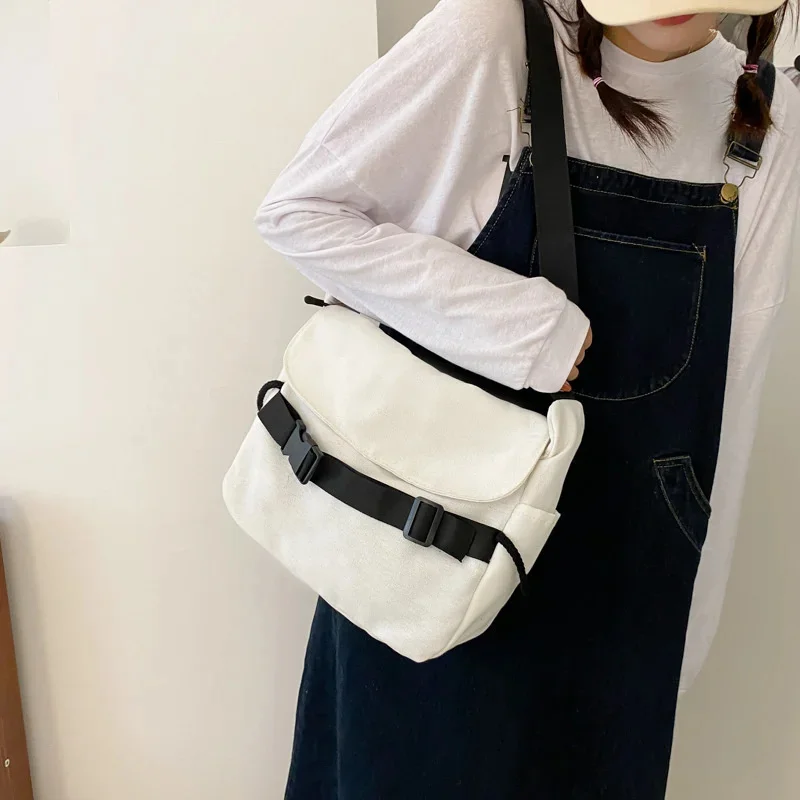 Women's Handbags Large Capacity Solid Women Shoulder Bags Korean Fashion Canvas Casual Female Bags Crossbody
Women's Handbags Large Capacity Solid Women Shoulder Bags Korean Fashion Canvas Casual Female Bags Crossbody