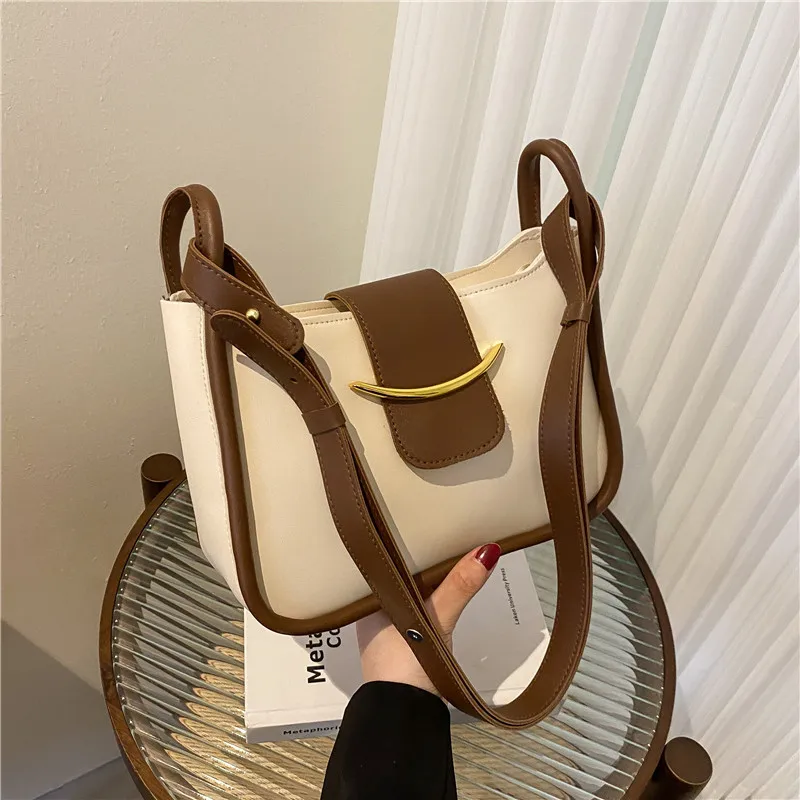 Designer Luxury Women's Shoulder Bag Pu Leather Vintage Casual Crossbody Bags for Women New Fashion Square Summer Lady Handbag
Designer Luxury Women's Shoulder Bag Pu Leather Vintage Casual Crossbody Bags for Women New Fashion Square Summer Lady Handbag