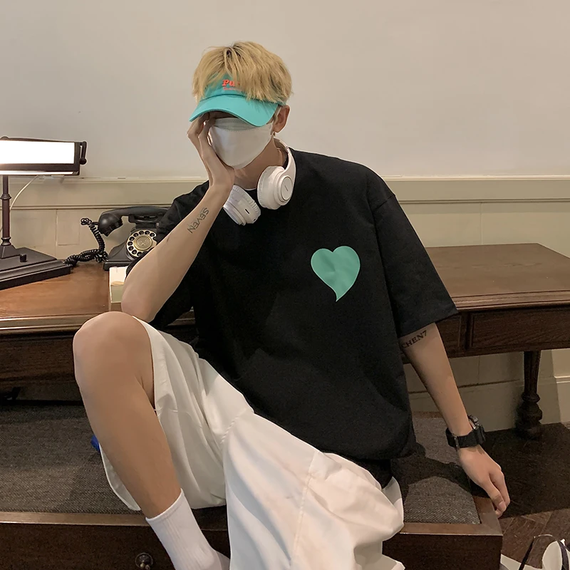 Summer Heart Graphic T Shirts for Mens Korean Fashion Trends Couples Streetwear Tops Teenage Plus Size Short Sleeve Cotton Tees
Summer Heart Graphic T Shirts for Mens Korean Fashion Trends Couples Streetwear Tops Teenage Plus Size Short Sleeve Cotton Tees