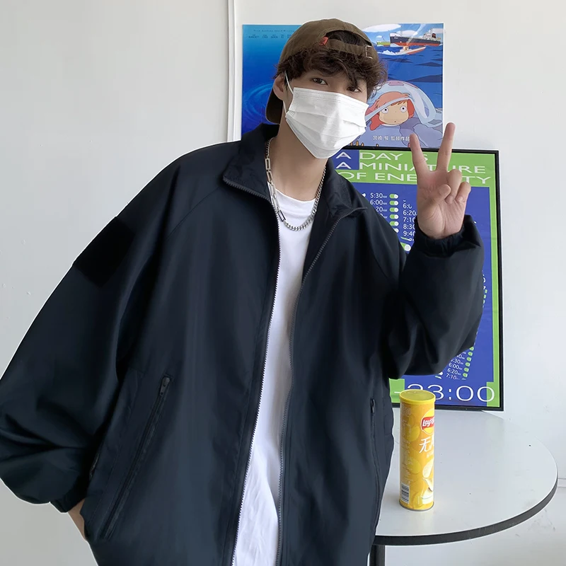 Simple Hong Kong style solid color jacket Men's spring and autumn trend loose fried street casual versatile work coat
Simple Hong Kong style solid color jacket Men's spring and autumn trend loose fried street casual versatile work coat