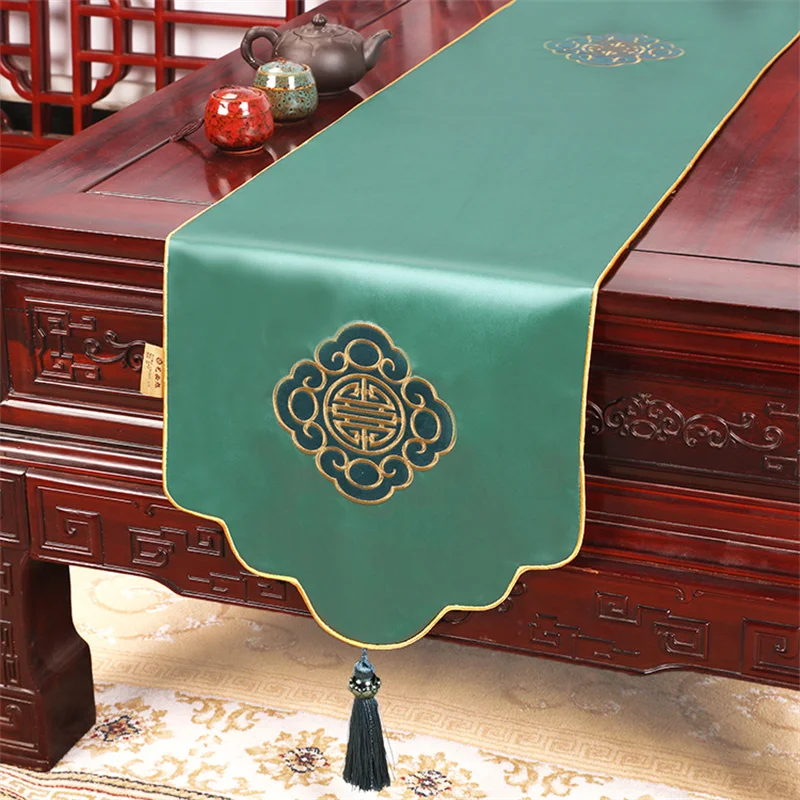 New Chinese Embroidery Table Flag Tea Table Flag TV Cabinet Cover Cloth Shoe Cabinet Bed Tail Towel Strip Pendant Tassels
New Chinese Embroidery Table Flag Tea Table Flag TV Cabinet Cover Cloth Shoe Cabinet Bed Tail Towel Strip Pendant Tassels