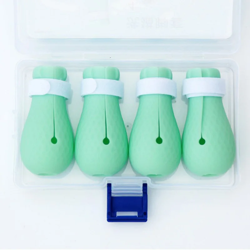 /Set Pet Anti-scratch Foot Cover Silicone Waterproof Pet Bathing Rubber Cover Feeding Medicine Household Pet Products
/Set Pet Anti-scratch Foot Cover Silicone Waterproof Pet Bathing Rubber Cover Feeding Medicine Household Pet Products