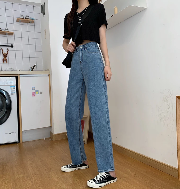 N2543 The new Korean version of the design sense inner slit high waist loose all-match thin straight jeans
N2543 The new Korean version of the design sense inner slit high waist loose all-match thin straight jeans