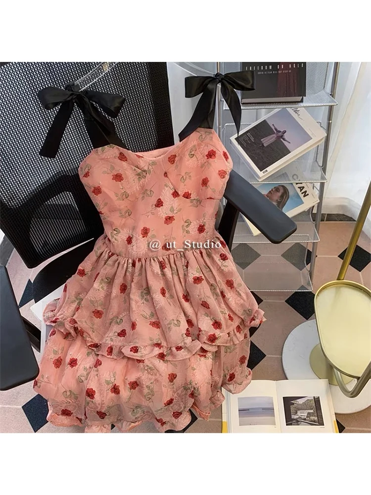 Sweet Floral Elegant French Vintage Frocks Women Cutey Bow Pink Rose Print Beach Party Summer Mini Spaghetti Strap Dresses 2022
Sweet Floral Elegant French Vintage Frocks Women Cutey Bow Pink Rose Print Beach Party Summer Mini Spaghetti Strap Dresses 2022