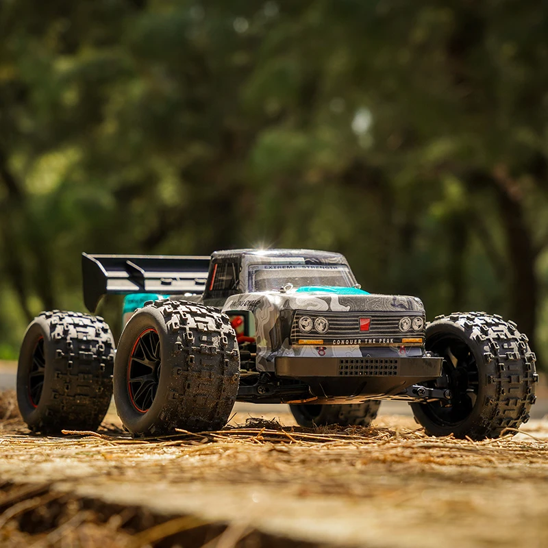 Высокоскоростной полноприводный JJRC Q146 RC Racing Электрический четырехколесный привод из сплава для внедорожных видов спорта большая нога короткая карта игрушка подарок
Высокоскоростной полноприводный JJRC Q146 RC Racing Электрический четырехколесный привод из сплава для внедорожных видов спорта большая нога короткая карта игрушка подарок