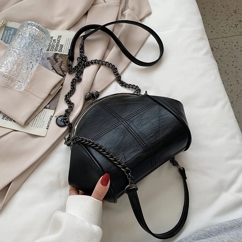 Vintage Shell Crossbody Messenger Bag Bags for Women 2023 Retro Small PU Leather Lady Chain Brand Shoulder Bags Handbags Purse
Vintage Shell Crossbody Messenger Bag Bags for Women 2023 Retro Small PU Leather Lady Chain Brand Shoulder Bags Handbags Purse