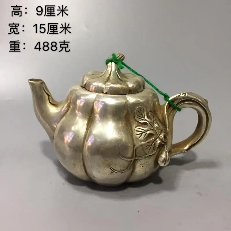 Qianlong dynasty white copper Melon Auspicious pumpkin statue Tanks Crock jar teapot crafts kettle Cupronickel tea Wine pot
Qianlong dynasty white copper Melon Auspicious pumpkin statue Tanks Crock jar teapot crafts kettle Cupronickel tea Wine pot
