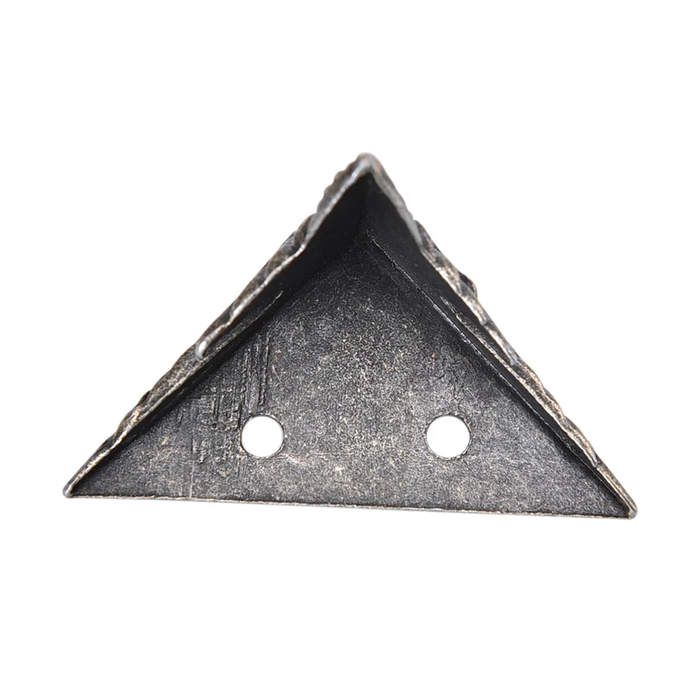 4pcs Antique Corner Protector Jewelry Chest Box Wooden Case Decorative Feet Leg Metal Corner Bracket Funiture Hardware
4pcs Antique Corner Protector Jewelry Chest Box Wooden Case Decorative Feet Leg Metal Corner Bracket Funiture Hardware