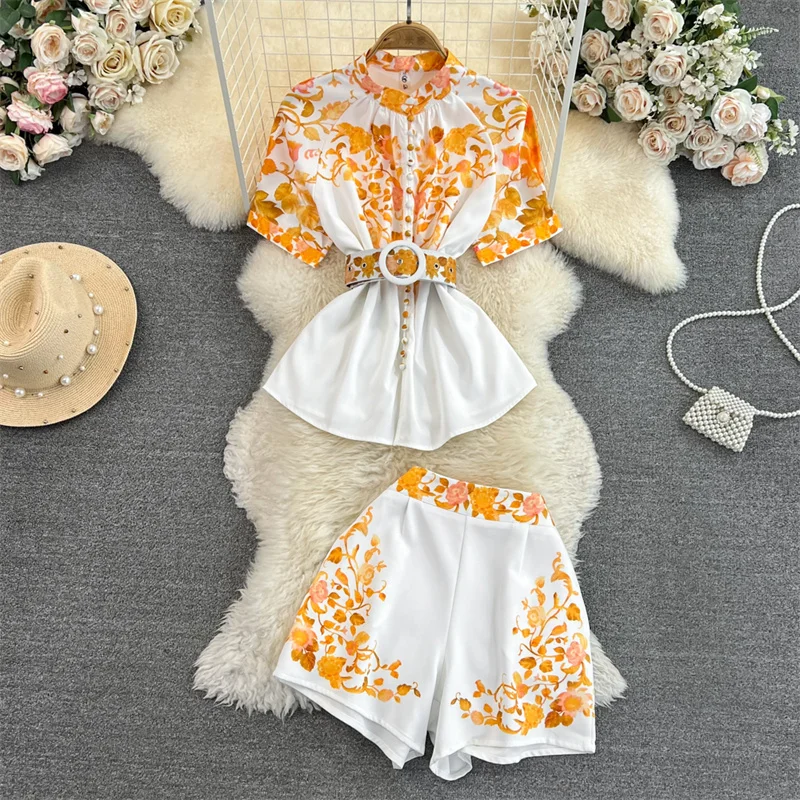 Summer Women Fashion Print Sets With Belt Stand Collar Short Sleeve Ladies Tops High Waist Wide-leg Shorts Korean Two-piece Sets
Summer Women Fashion Print Sets With Belt Stand Collar Short Sleeve Ladies Tops High Waist Wide-leg Shorts Korean Two-piece Sets