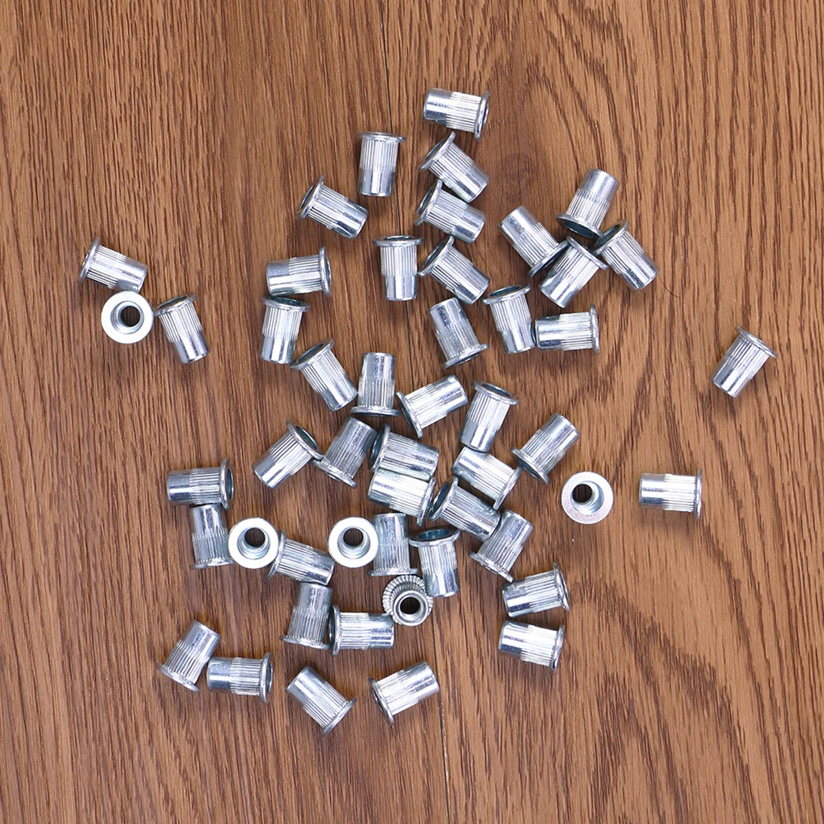 200PCS Zinc Plated Carbon Steel Rivet Nut Flat Premium Threaded Insert Nutsert Riveter
200PCS Zinc Plated Carbon Steel Rivet Nut Flat Premium Threaded Insert Nutsert Riveter