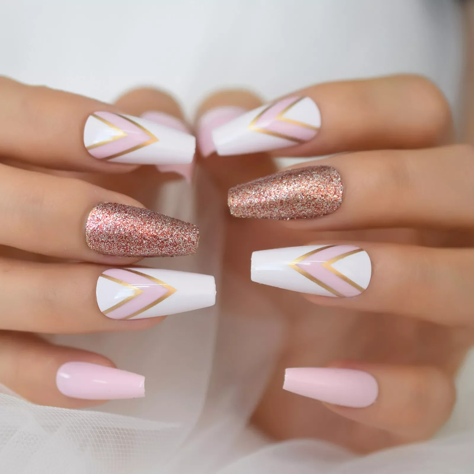 Medium Coffin Press On Nails With Design Pink Double V Pattern Glitter Fake Nails Long Acrylic False Nails Kit Ballerina Tips
Medium Coffin Press On Nails With Design Pink Double V Pattern Glitter Fake Nails Long Acrylic False Nails Kit Ballerina Tips