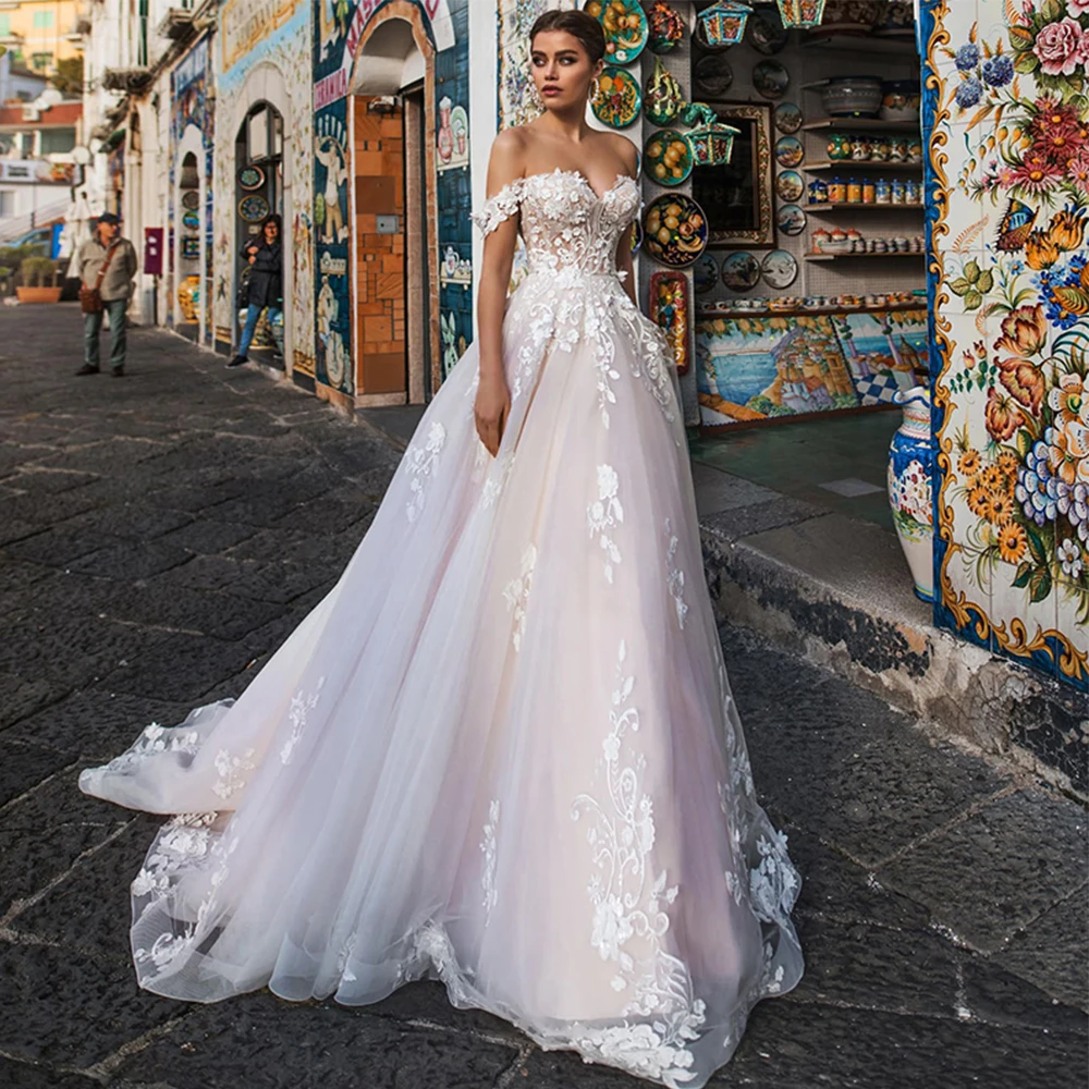 Boho Bride Gowns Lace Off The Shoulder Sweetheart Backless Applique Vestido De Noiva Sweep Train A-Line Vintage Wedding Dresses
Boho Bride Gowns Lace Off The Shoulder Sweetheart Backless Applique Vestido De Noiva Sweep Train A-Line Vintage Wedding Dresses