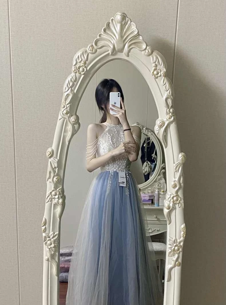 Blue Tulle Prom Dress Sequin Halter French Style Elegant Luxury Floor Length Sleeveless Beading Birthday Party Senior New Gowns
Blue Tulle Prom Dress Sequin Halter French Style Elegant Luxury Floor Length Sleeveless Beading Birthday Party Senior New Gowns