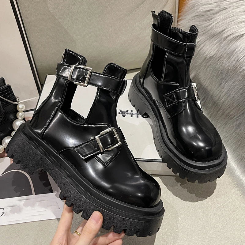 New 2022 Luxury Ladies Ankle Booties Fashion Woman Modern Boots Zippers Round Toe Buckle Strap Female Designer Shoes
New 2022 Luxury Ladies Ankle Booties Fashion Woman Modern Boots Zippers Round Toe Buckle Strap Female Designer Shoes