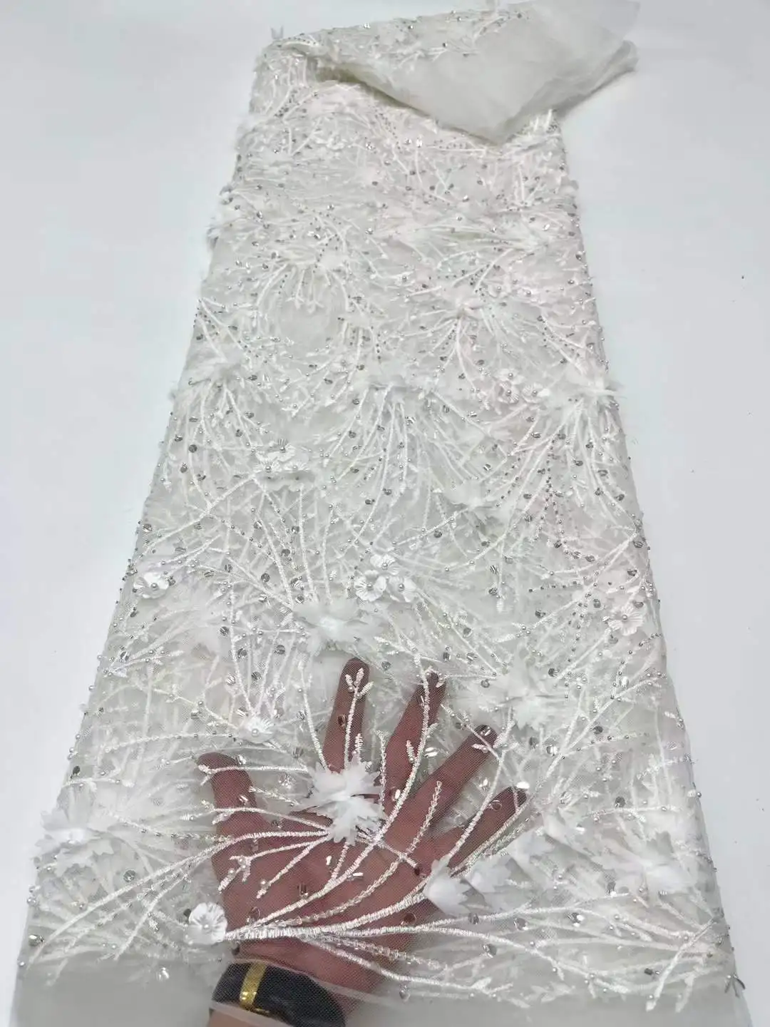 SU 3D white Luxury Sequins Lace Fabrics Latest Beaded Embroidery French Tulle Mesh Lace Fabric Material For Party Wedding
SU 3D white Luxury Sequins Lace Fabrics Latest Beaded Embroidery French Tulle Mesh Lace Fabric Material For Party Wedding
