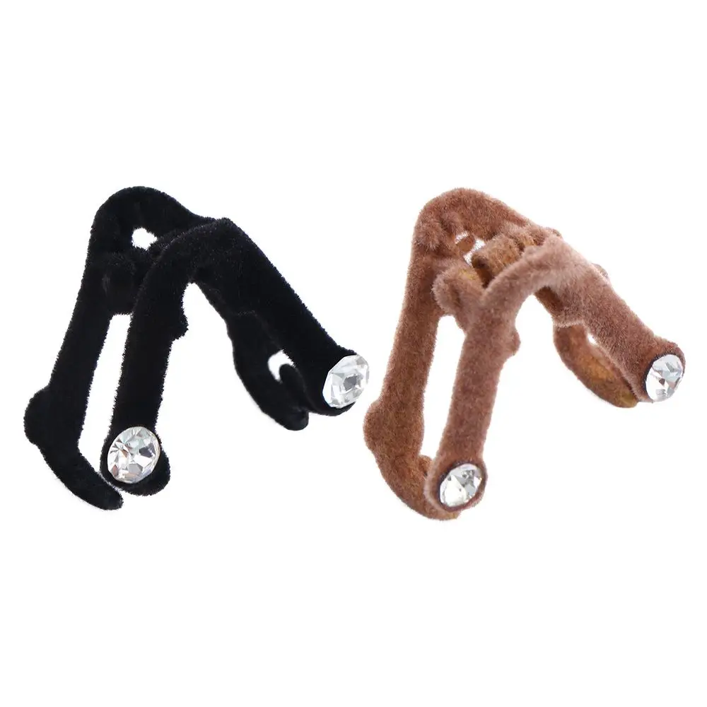 Новый держатель для хвоста с цирконами Ins Акула клипса V-образной формы для девушек искусственные бархатные заколки для волос женские заколки для волос 
Новый держатель для хвоста с цирконами Ins Акула клипса V-образной формы для девушек искусственные бархатные заколки для волос женские заколки для волос