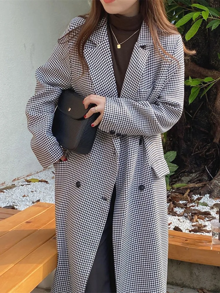 GUUZYUVIZ Elegant Plaid Suit Coats Women Winter Loose Vintage Turn-down Collar Long Woolen Women Korean Warm Office Overcoat
GUUZYUVIZ Elegant Plaid Suit Coats Women Winter Loose Vintage Turn-down Collar Long Woolen Women Korean Warm Office Overcoat