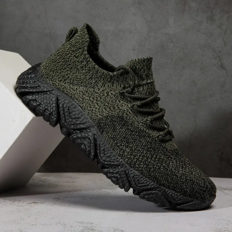 Spring and summer new lightweight flying woven men's shoes breathable leisure increase
Spring and summer new lightweight flying woven men's shoes breathable leisure increase