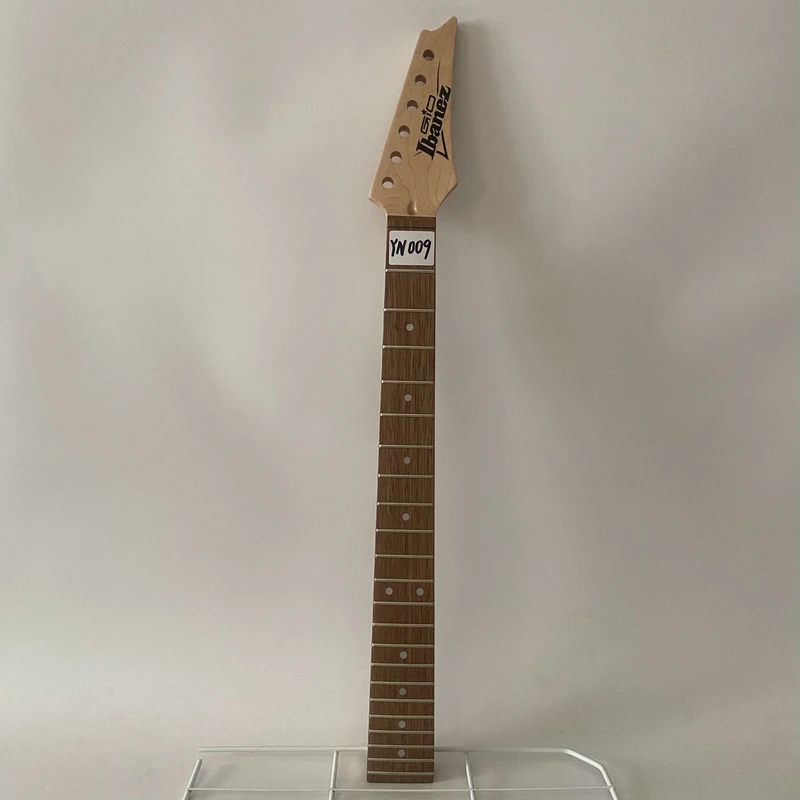 Ibanez Original 6 String Electric Guitar Neck Ibanez GRX40 22 Frets Maple with Rosewood 648mm Scales Length Authorised 
Ibanez Original 6 String Electric Guitar Neck Ibanez GRX40 22 Frets Maple with Rosewood 648mm Scales Length Authorised