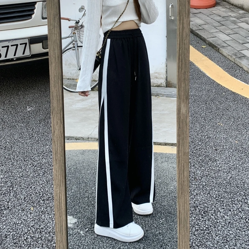 Y2k Pants Women Korean Fashion 2 Stripes Streetwear Japanese Sweatpants Vintage Harajuku Kpop Trousers Wide Leg High Waist Cloth
Y2k Pants Women Korean Fashion 2 Stripes Streetwear Japanese Sweatpants Vintage Harajuku Kpop Trousers Wide Leg High Waist Cloth