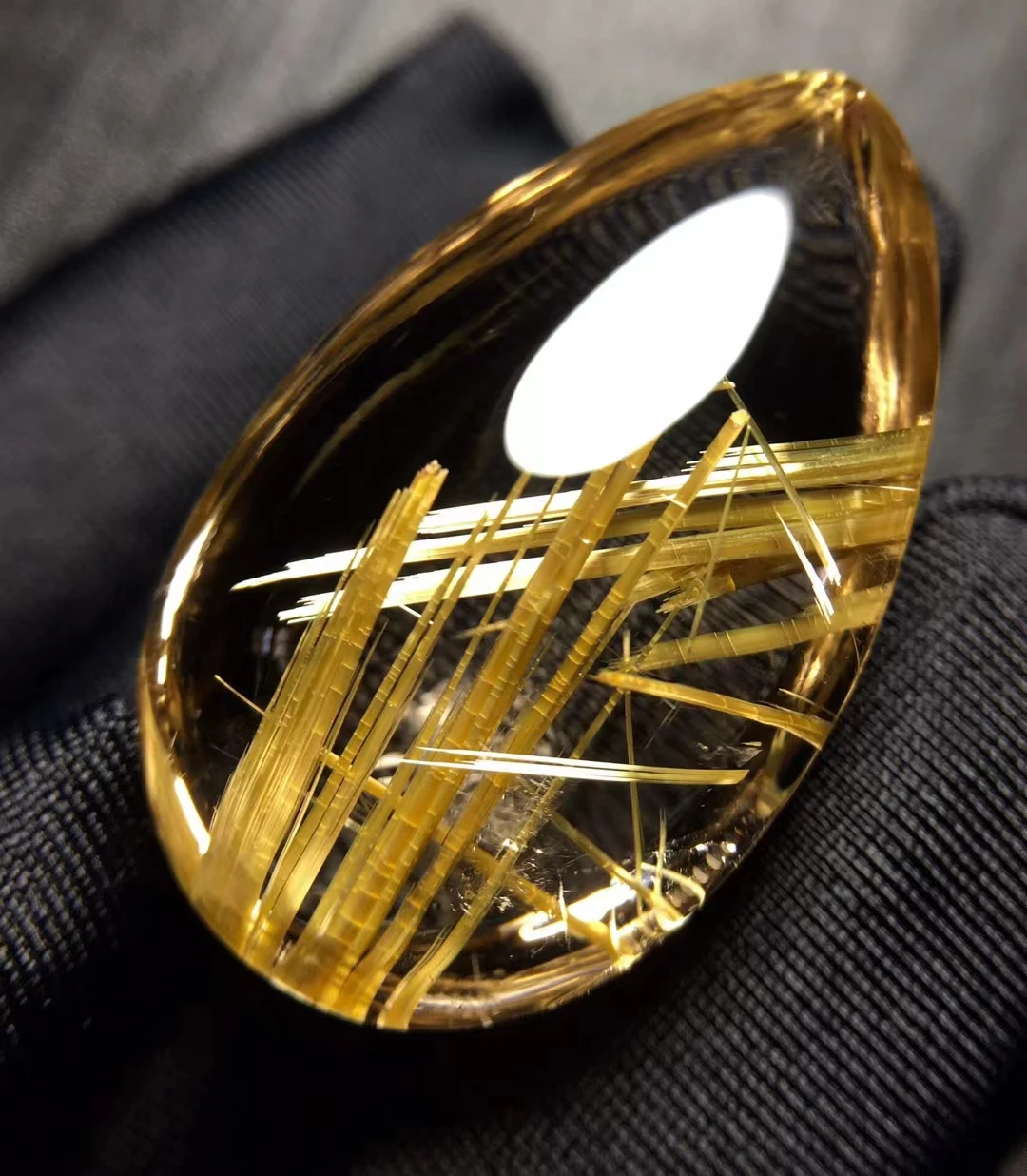 Natural Gold Rutilated Quartz Pendant Necklace 30.6*19.2*13mm Rutilated Water Drop Gold Women Men Jewelry AAAAAAA
Natural Gold Rutilated Quartz Pendant Necklace 30.6*19.2*13mm Rutilated Water Drop Gold Women Men Jewelry AAAAAAA