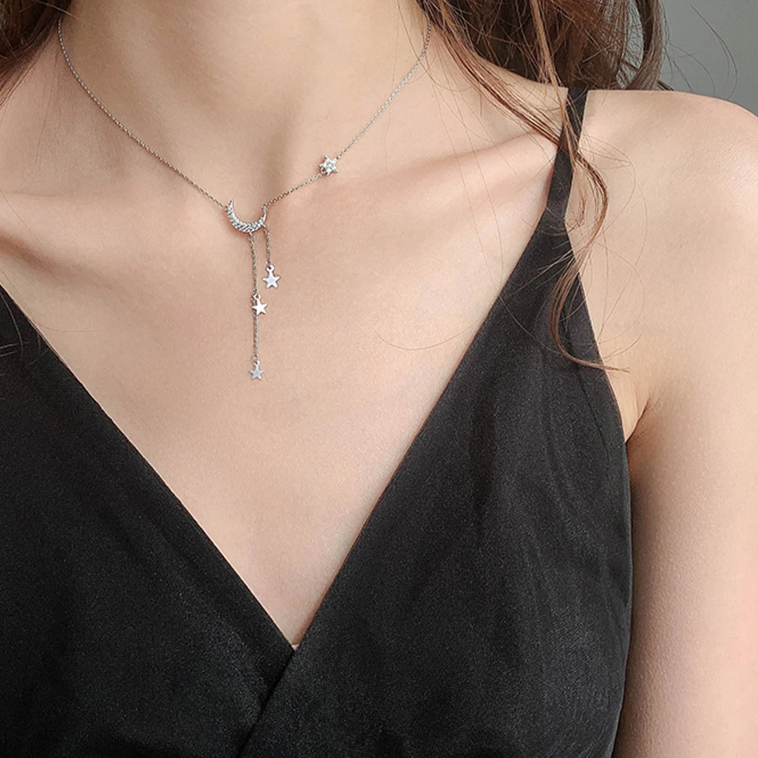 Exquisite Bling Silver Color Tassel Star Moon Necklace For Women Titanium Steel Clavicle Chain Woman Jewelry Gift Accessories
Exquisite Bling Silver Color Tassel Star Moon Necklace For Women Titanium Steel Clavicle Chain Woman Jewelry Gift Accessories