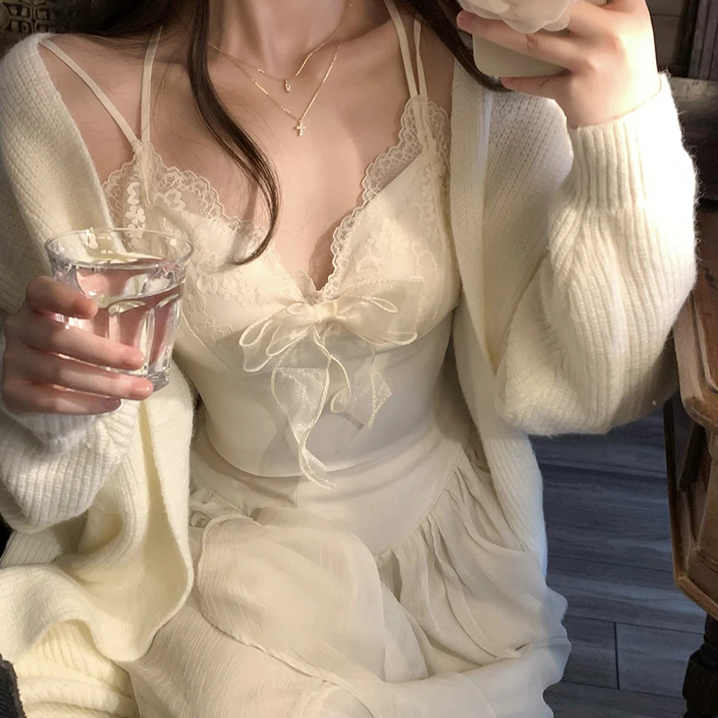 GY1449 2022 New Suit Bow Knot with Underlay Small Sling Skirt Long Sweater Coat
GY1449 2022 New Suit Bow Knot with Underlay Small Sling Skirt Long Sweater Coat