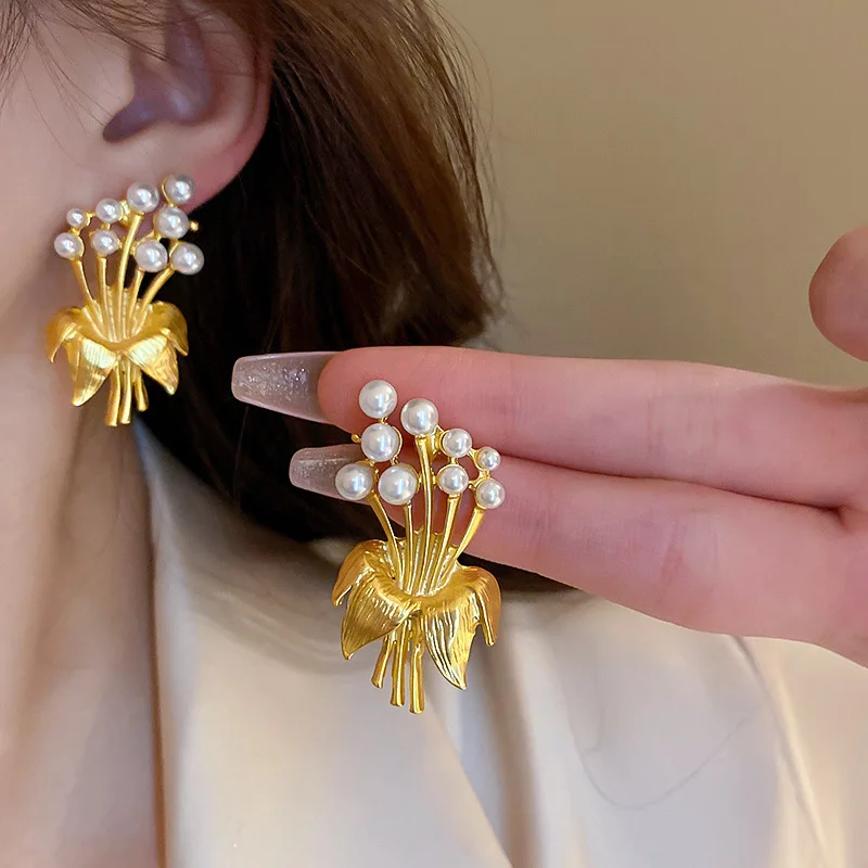 

Minar Hyperbole Simulated Pearl Bouquet Drop Earrings for Women Gold Color Metal Flower Big Dangle Earring Statement Jewelry