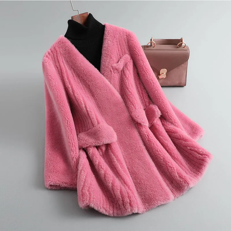 Новая шуба для зимы 2022. Женское уличное пальто из натуральной овечьей шерсти
Новая шуба для зимы 2022. Женское уличное пальто из натуральной овечьей шерсти