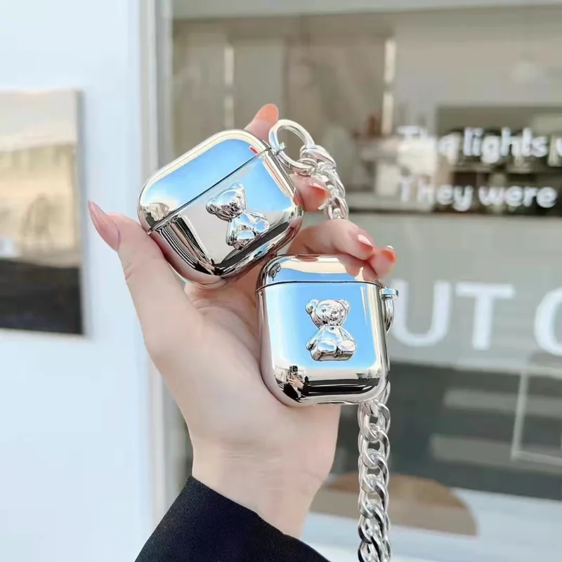 Suitable for Apple AirPods 1/2 generation Bluetooth headset protective case Simple electroplating Bear Pro 3 generation earplugs
Suitable for Apple AirPods 1/2 generation Bluetooth headset protective case Simple electroplating Bear Pro 3 generation earplugs