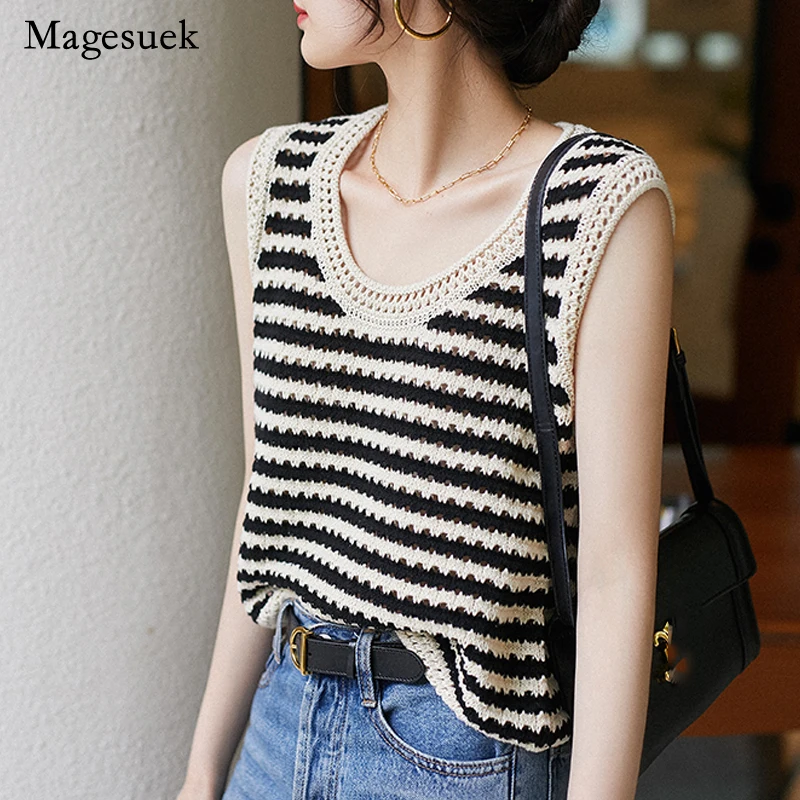 Элегантные полосатые майки для женщин 2022 летняя новая Повседневная Свободная одежда без рукавов модная ажурная вязаная жилетка Блузы 22402
Элегантные полосатые майки для женщин 2022 летняя новая Повседневная Свободная одежда без рукавов модная ажурная вязаная жилетка Блузы 22402