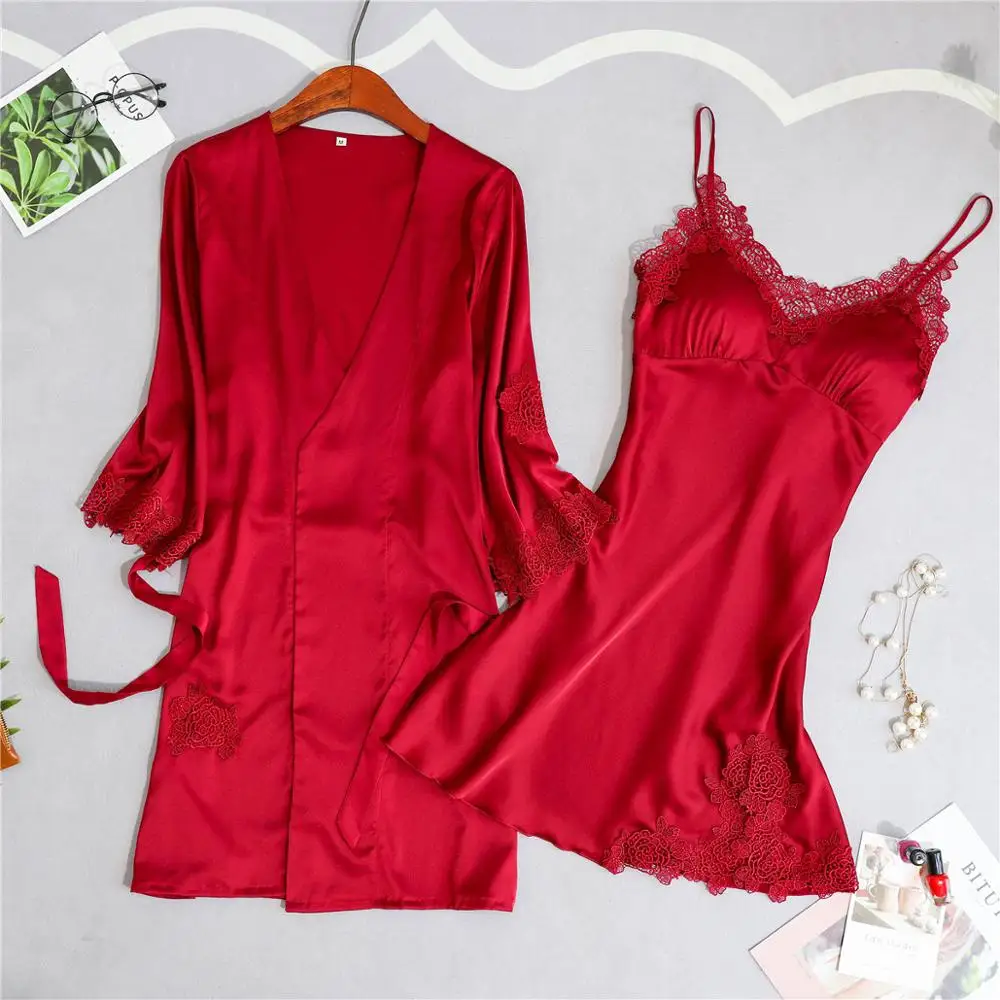 Lounge Summer Robe Sleepwear New Women 2pcs Sleep Gown Soft Womens Sets Bathrobe Dress Lace Elegant Silk Leisure Robe Nightdress
Lounge Summer Robe Sleepwear New Women 2pcs Sleep Gown Soft Womens Sets Bathrobe Dress Lace Elegant Silk Leisure Robe Nightdress