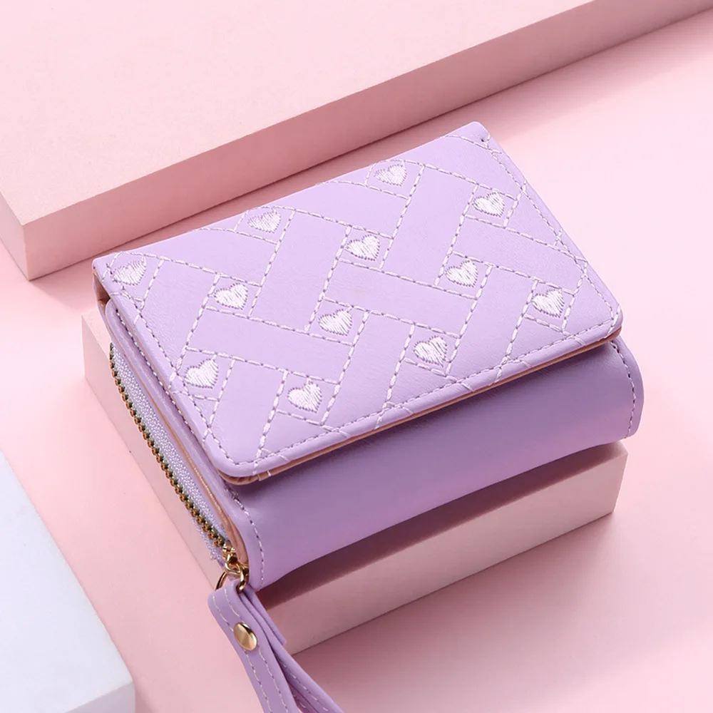 Dropshipping women's short wallet fashion embroidered love coin purse women's card holder bag pu leather multi-card wallets
Dropshipping women's short wallet fashion embroidered love coin purse women's card holder bag pu leather multi-card wallets