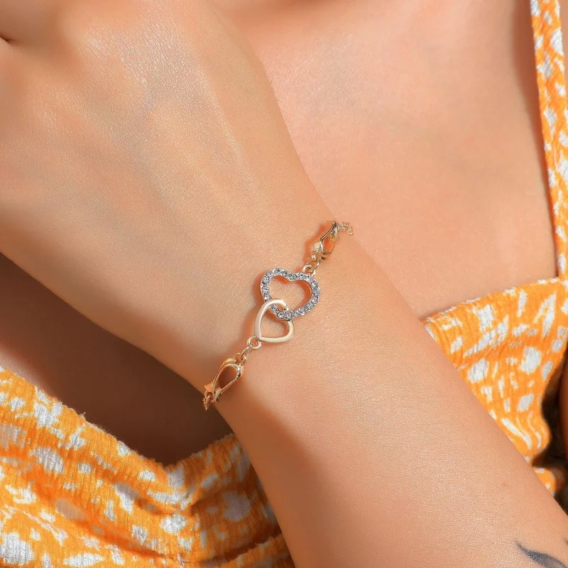 Модный браслет с полым сердцем для женщин, Модный женский браслет для свадьбы, Дня Святого Валентина, ювелирные изделия, подарок 
Модный браслет с полым сердцем для женщин, Модный женский браслет для свадьбы, Дня Святого Валентина, ювелирные изделия, подарок