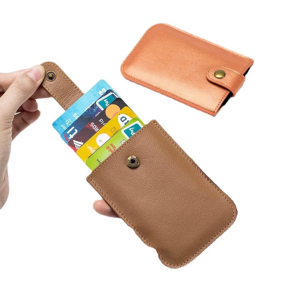 Мужской кошелек из натуральной кожи, с отделением для кредитных карт
Мужской кошелек из натуральной кожи, с отделением для кредитных карт