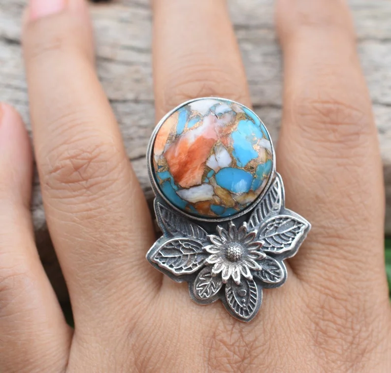 Luxury women's fashion party Silver color leisure natural stone Flower Ring engagement jewelry birthday gift anniversary gift
Luxury women's fashion party Silver color leisure natural stone Flower Ring engagement jewelry birthday gift anniversary gift