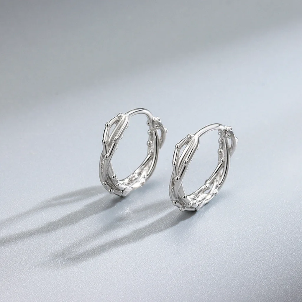 Hollowed 925 Sterling Silver Charm Hoop Earrings Fit Original Brand Charms Diy Fine Jewelry Women Gift For Fine Earring Making
Hollowed 925 Sterling Silver Charm Hoop Earrings Fit Original Brand Charms Diy Fine Jewelry Women Gift For Fine Earring Making