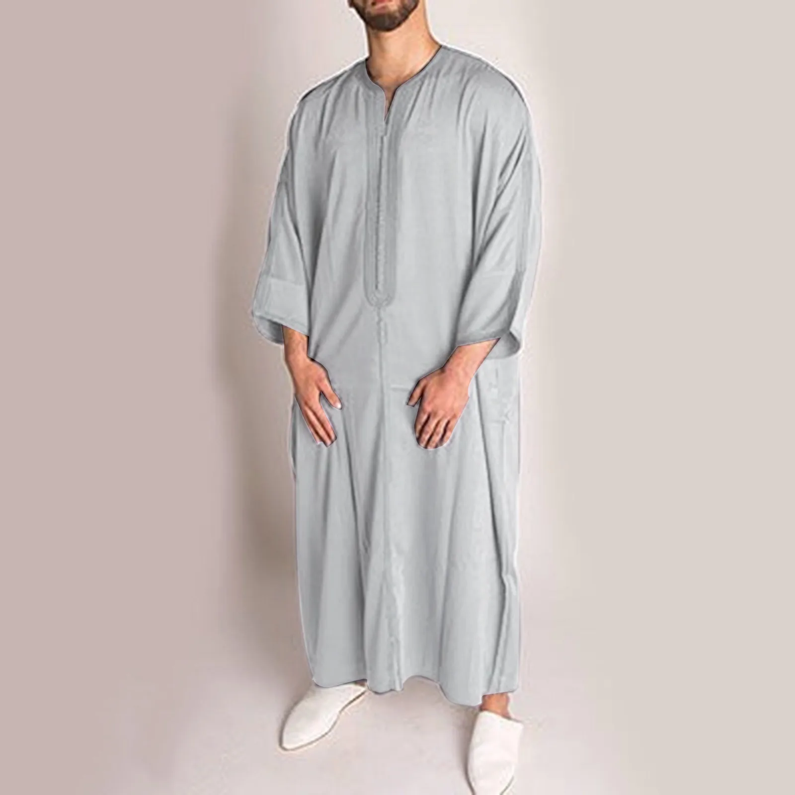 Mens Summer Short Sleeved Leggings Robe Solid Color One Line Neck Loose Business Shirt Muslim Shirts for Men Big And Tall
Mens Summer Short Sleeved Leggings Robe Solid Color One Line Neck Loose Business Shirt Muslim Shirts for Men Big And Tall