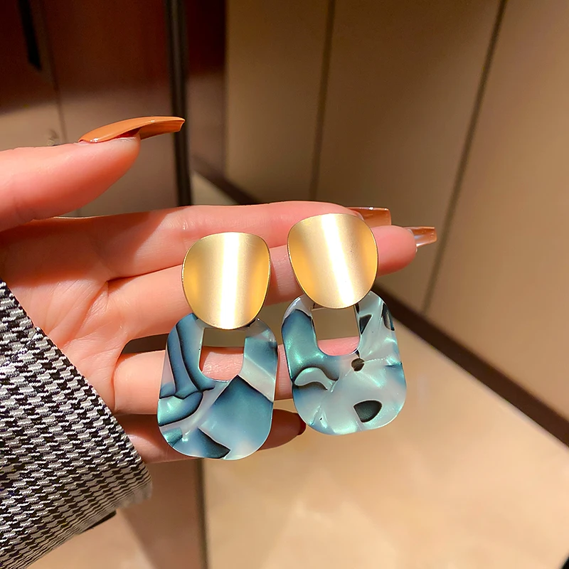 Niche Design Square Hollow Acrylic Vintage Green Earrings For Women Korean Fashion Earring Daily Birthday Party Jewelry Gifts
Niche Design Square Hollow Acrylic Vintage Green Earrings For Women Korean Fashion Earring Daily Birthday Party Jewelry Gifts